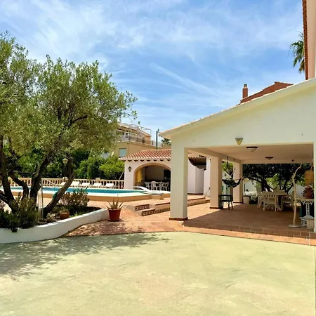 Juan Cerca De La Playa Con Amplia Piscina - Es-373-35 *